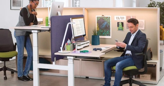 The Pros & Cons of Height Adjustable Desks
